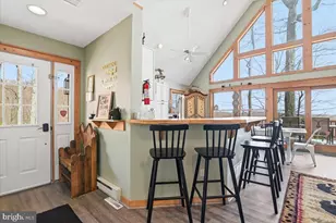 111 High Mountain Ln, Tannersville, PA 18372 - Photo 9