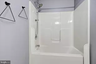 199 Magic Mountain Rd, Henryville, PA 18332 - Photo 43