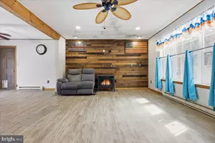 199 Magic Mountain Rd, Henryville, PA 18332 - Photo 13