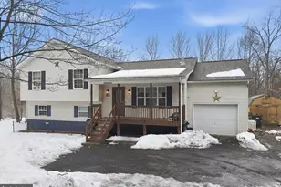 199 Magic Mountain Rd, Henryville, PA 18332 - Photo 3