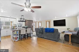 1544 County Park Rd, Gilbert, PA 18331 - Photo 9