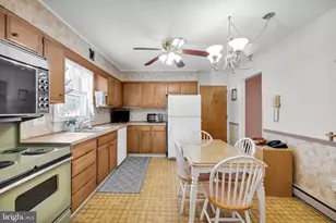 102 Valley Stream Rd, Stroudsburg, PA 18360 - Photo 23