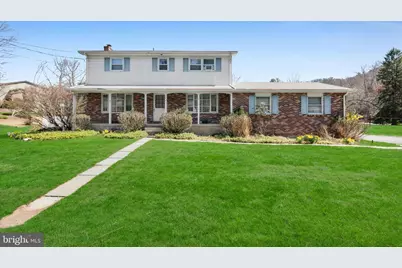 102 Valley Stream Road, Stroudsburg, PA 18360 - Photo 1