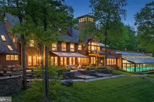 310 Hunters Farm Rd, Henryville, PA 18332 - Photo 1