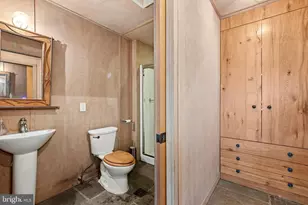 310 Hunters Farm Rd, Henryville, PA 18332 - Photo 45