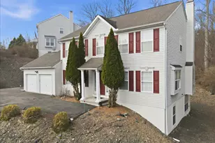706 Franklin Ct, East Stroudsburg, PA 18302 - Photo 7