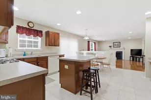 706 Franklin Ct, East Stroudsburg, PA 18302 - Photo 27