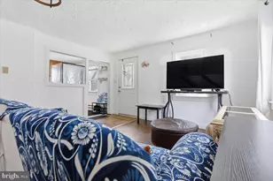 22 Quay Ave, Mount Pocono, PA 18344 - Photo 11