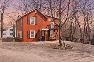 22 Quay Ave, Mount Pocono, PA 18344 - Photo 3