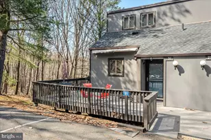 31 Middle Village Way, Tannersville, PA 18372 - Photo 3