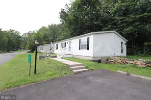 1215 Blue Mountain Cir, Saylorsburg, PA 18353 - Photo 3