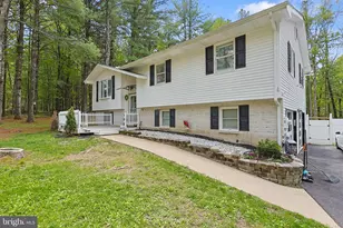 268 Turkey Ridge Dr, Kunkletown, PA 18058 - Photo 1