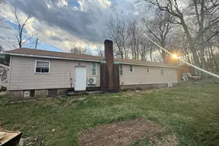 2328 Lakeside Dr, Tobyhanna, PA 18466 - Photo 9
