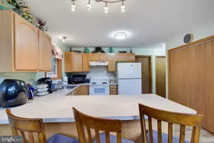 7118 Winnebago Dr, Pocono Lake, PA 18347 - Photo 13
