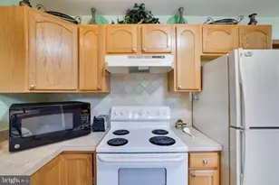 7118 Winnebago Dr, Pocono Lake, PA 18347 - Photo 15