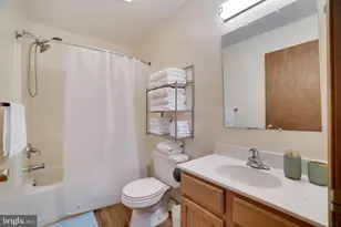 7118 Winnebago Dr, Pocono Lake, PA 18347 - Photo 19