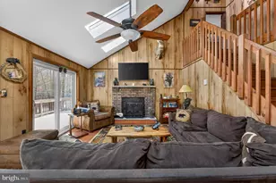 2038 Beaver Run Rd, Pocono Lake, PA 18347 - Photo 17