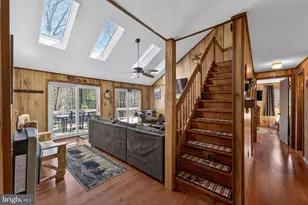 2038 Beaver Run Rd, Pocono Lake, PA 18347 - Photo 15
