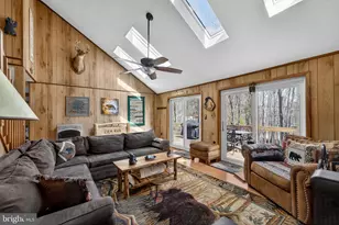 2038 Beaver Run Rd, Pocono Lake, PA 18347 - Photo 21