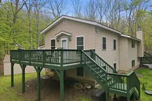 149 McMichaels Ct, Stroudsburg, PA 18360 - Photo 3