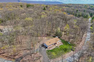 138 Darcy Dr, Saylorsburg, PA 18353 - Photo 11