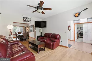 181 Cranberry Dr, Blakeslee, PA 18610 - Photo 9