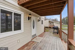 1117 Knollwood Dr, Tobyhanna, PA 18466 - Photo 7