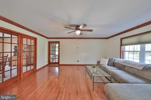 114 Hollow Dr, Stroudsburg, PA 18360 - Photo 59