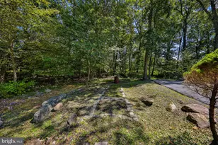 114 Hollow Dr, Stroudsburg, PA 18360 - Photo 47