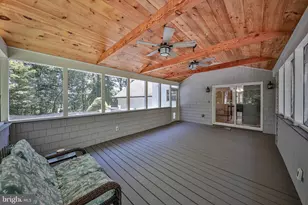 114 Hollow Dr, Stroudsburg, PA 18360 - Photo 21