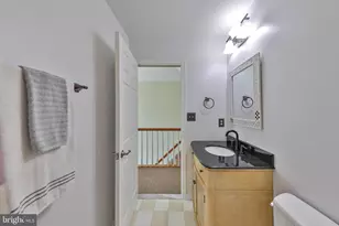114 Hollow Dr, Stroudsburg, PA 18360 - Photo 65