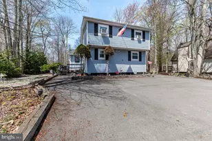 945 Country Pl Dr, Tobyhanna, PA 18466 - Photo 35