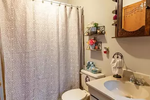 945 Country Pl Dr, Tobyhanna, PA 18466 - Photo 25