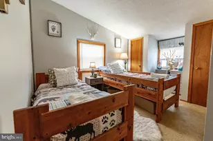 945 Country Pl Dr, Tobyhanna, PA 18466 - Photo 23