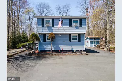 945 Country Place Drive, Tobyhanna, PA 18466 - Photo 1