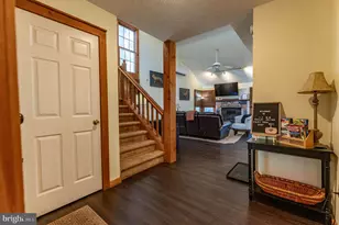 412 Hickory Dr, Tannersville, PA 18372 - Photo 9