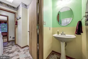 2204 Branchwood Ct, East Stroudsburg, PA 18302 - Photo 31