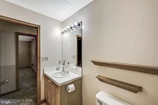 2204 Branchwood Ct, East Stroudsburg, PA 18302 - Photo 45