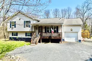 199 Magic Mountain Rd, Henryville, PA 18332 - Photo 1