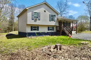 199 Magic Mountain Rd, Henryville, PA 18332 - Photo 5