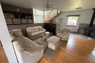 7639 Lake Shore Dr, Pocono Lake, PA 18347 - Photo 11