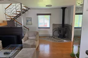 7639 Lake Shore Dr, Pocono Lake, PA 18347 - Photo 23