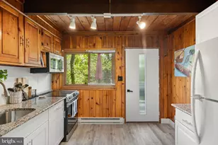 214 Coach Rd, Tobyhanna, PA 18466 - Photo 11