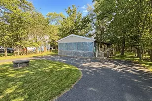 1841 Shadyside Dr, Tobyhanna, PA 18466 - Photo 1