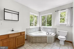 1229 Fern Dr, Pocono Summit, PA 18346 - Photo 25