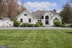 343 High Country Dr, Blakeslee, PA 18610 - Photo 1