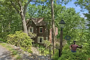 90 Oak Ln, Pocono Manor, PA 18349 - Photo 5