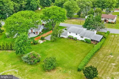 407 Colonial Drive, Stroudsburg, PA 18360 - Photo 3