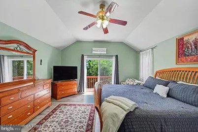 211 Nadine Boulevard, Pocono Summit, PA 18346 - Photo 35