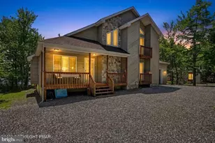 211 Nadine Blvd, Pocono Summit, PA 18346 - Photo 3